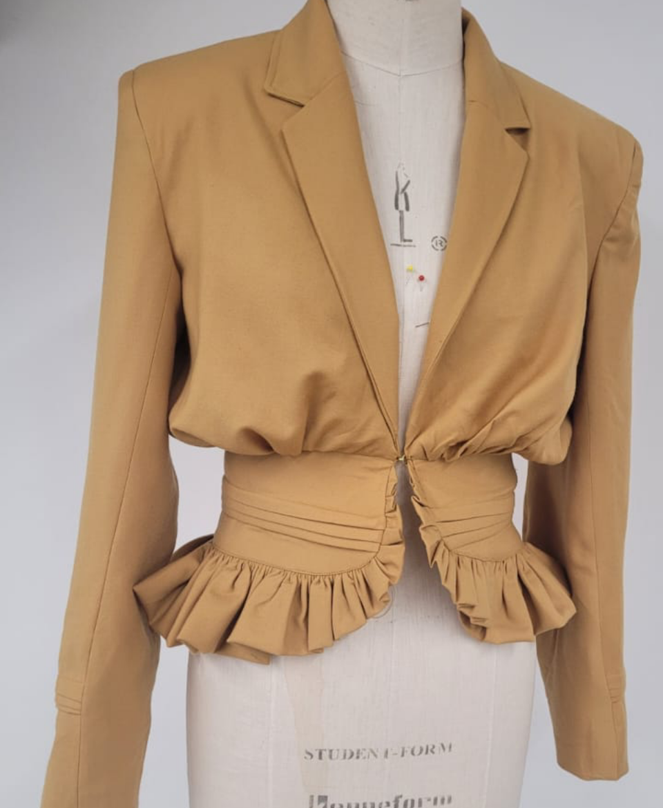 2_20251030_160751_0001 img 05 a white